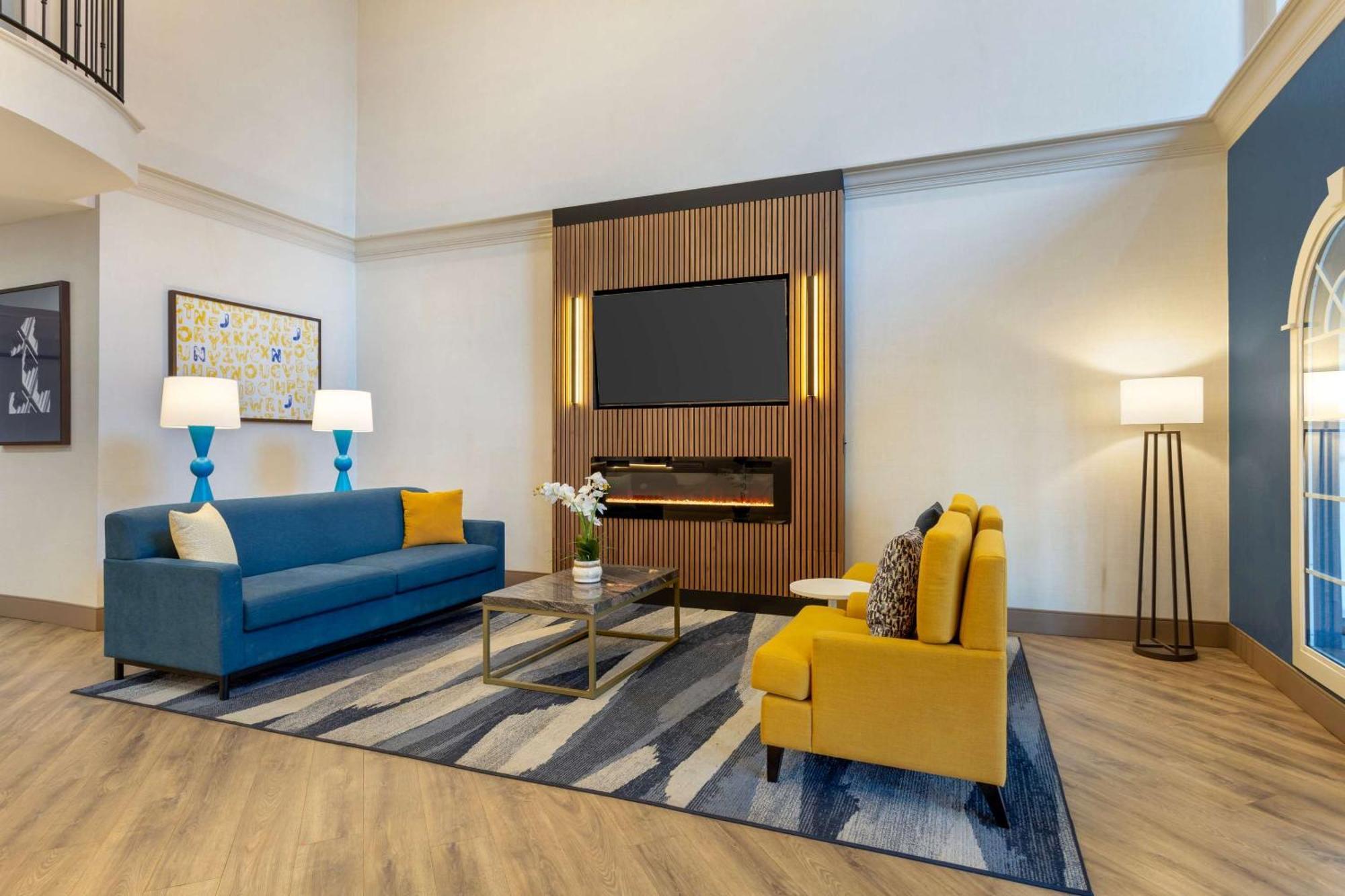 คอมฟอร์ต สวีท อีสต์ บรันสวิค Hotel อีสต์บรันส์วิค ภายนอก รูปภาพ