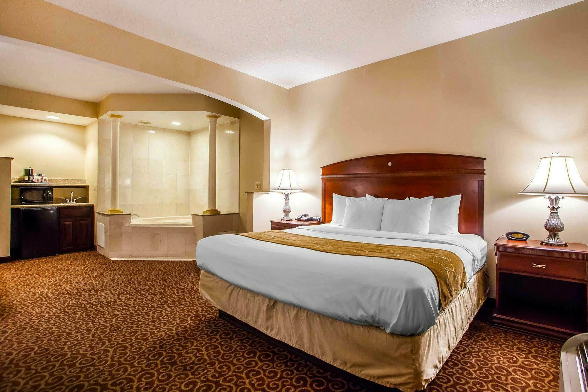 คอมฟอร์ต สวีท อีสต์ บรันสวิค Hotel อีสต์บรันส์วิค ภายนอก รูปภาพ